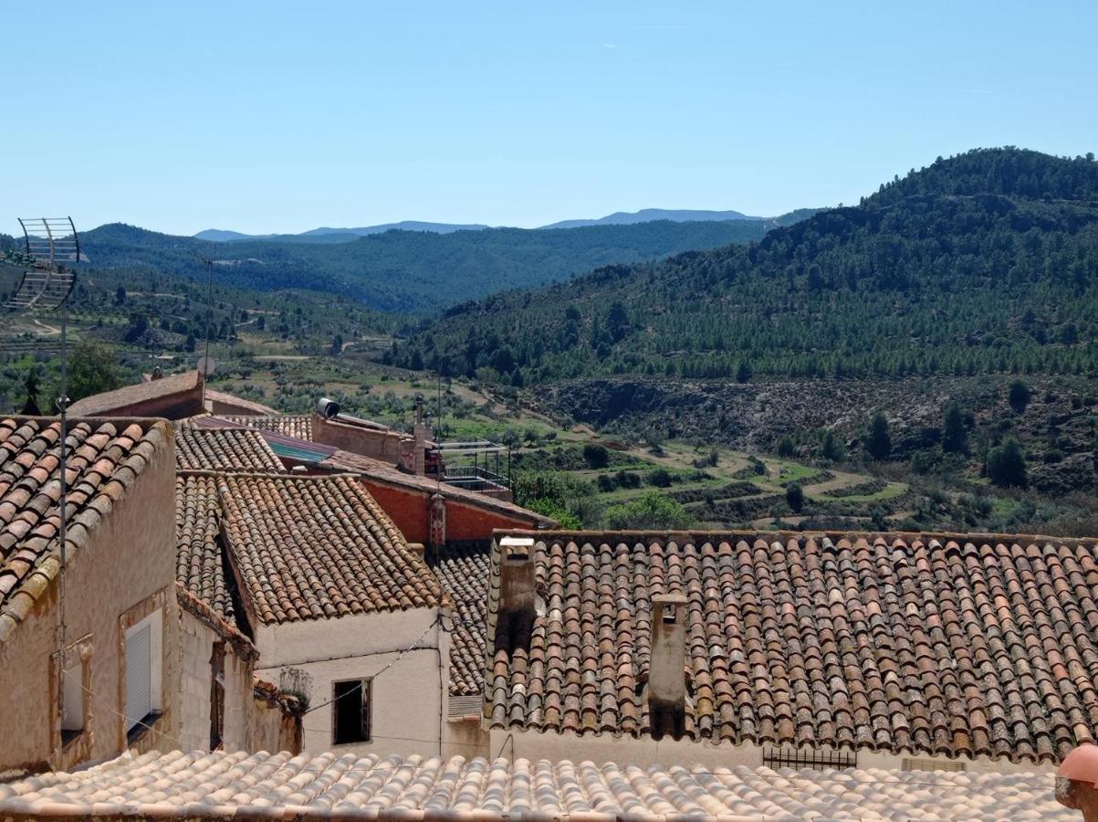 Casa Camille.Villares Эльче-де-ла-Сьерра Экстерьер фото